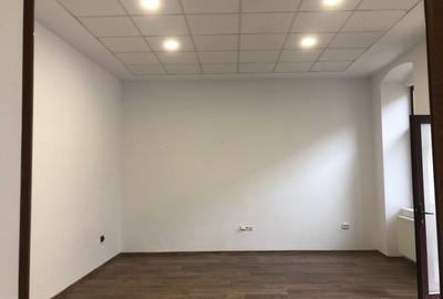Spatiu pentru birouri de inchiriat - ultracentral - 2