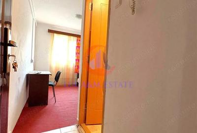 Garsoniera cu baie proprie - 4