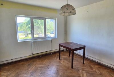 Apartament cu 3 camere decomandat în Alfa - 2
