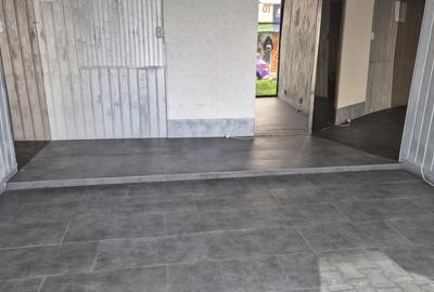 Spa?iu comercial, in Tg. Jiu, str. 1 Decembrie 1918 - 5