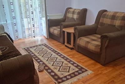 Apartament cu 2 camere semidecomandat în Fetești-Gară - 1