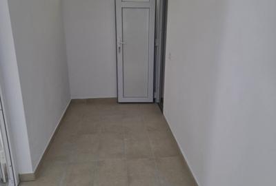 Spațiu comercial, de 83 mp, în Central - 7