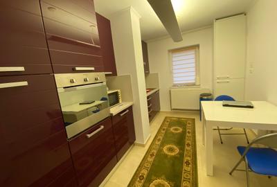 Apartament cu 3 camere decomandat în Central - 4
