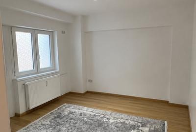 Apartament cu 4 camere decomandat în Decebal - 17