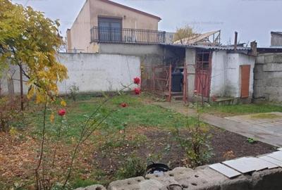 Casă cu 6 camere cu Teren 461 Mp în Central - 17