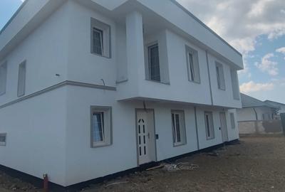 Casa de vanzare Casa de vanzare - 1