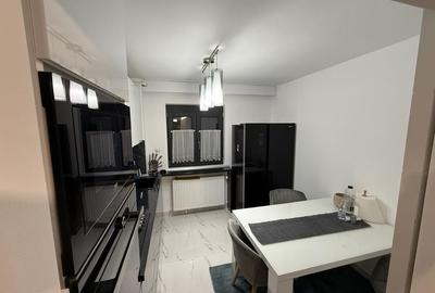 Apartament cu 3 camere decomandat, mobilat în Girocului - 2