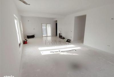 Casă cu 4 camere cu Teren 300 Mp în Central - 11