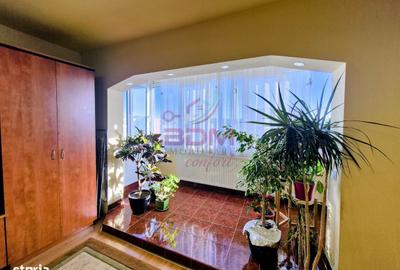 Apartament cu 2 camere decomandat în Micro 1 - 3