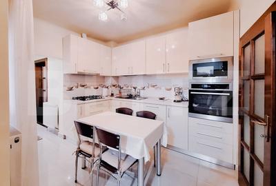 Casa cocheta in zona centrala cu potential si functionalitate excelenta - 5