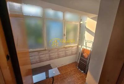 Apartament cu 2 camere decomandat în Hala Centrală - 3