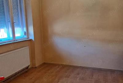 Casă cu 3 camere cu Teren 500 Mp în Titulescu - 8