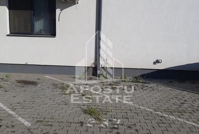 Garsonieră semidecomandată în Girocului