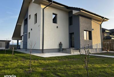 Casă cu 4 camere cu Canalizare în Hărman - 15