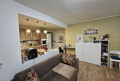 Apartament 3 camere, etajul 5, Mansardă, zona Lipovei, mobilat, comision 0% - 3