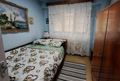 Apartament cu 4 camere decomandat în Central - 3