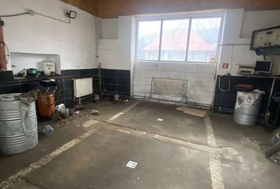 Casă cu 4 camere cu Teren 1600 Mp în Central - 17