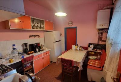 Casa de 5 camere , zona Brasovul Vechi - 3