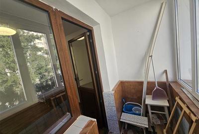 Apartament cu 2 camere nedecomandat, mobilat în Micro III - 11