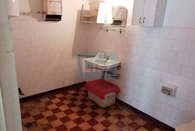 Casă cu 2 camere cu Canalizare în Central - 12