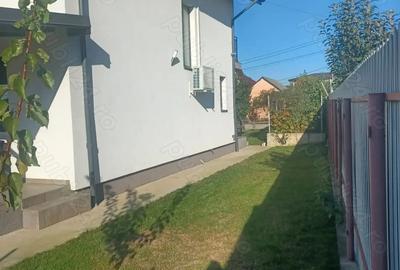 Casa 4 camere Miroslava - 1