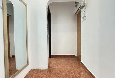Apartament cu 3 camere semidecomandat în Tomis Nord - 9