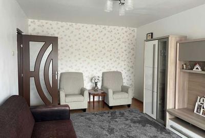 Apartament cu 3 camere decomandat în Central - 2