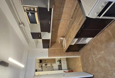 Inchiriez Apartament 2 camere - 3