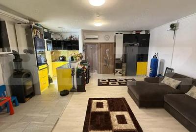 Casă cu Teren 880 Mp în Central