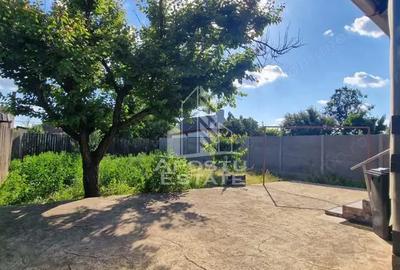 Casă cu 5 camere cu Canalizare în Ciarda Roșie - 2