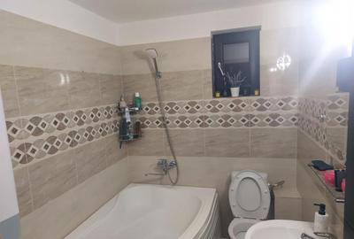 Apartament cu 3 camere decomandat în Aeroport - 2