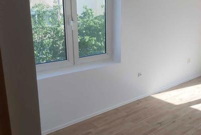 Spațiu comercial, de 20 mp, în Central - 4
