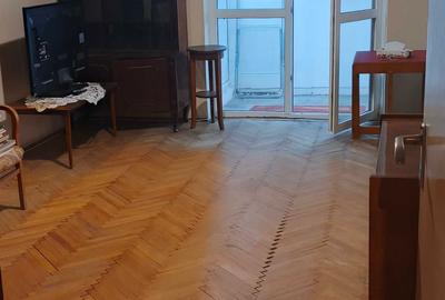 Apartament cu 3 camere decomandat în Nord