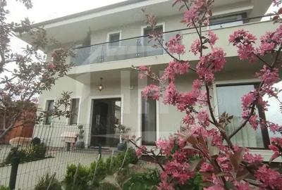 Casă cu 4 camere cu Teren 426 Mp în Dezmir