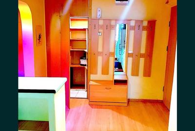 Apartament cu 3 camere decomandat, mobilat în Apărătorii Patriei - 5