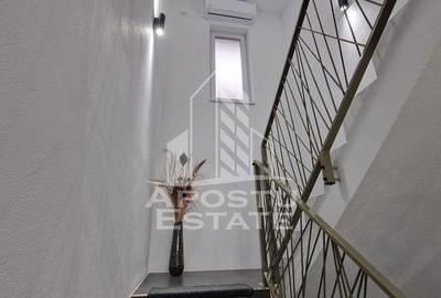 Casă cu 5 camere cu Teren 325 Mp în Central - 3