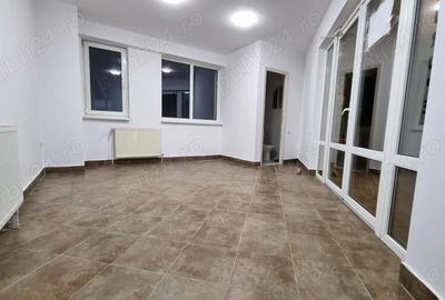 Spațiu comercial, de 18 mp, în Central - 6