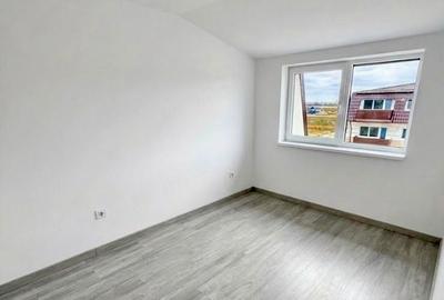Apartament cu 2 camere decomandat în Sânpetru - 4