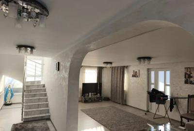 Casă cu 4 camere cu Teren 1500 Mp în Vicovu de Sus - 16