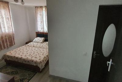 Casă cu 10 camere cu Teren 958 Mp în Central - 8