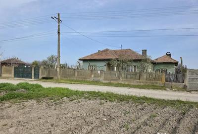 Casă cu 3 camere în Central - 4