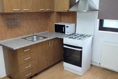 Apartament cu 2 camere semidecomandat în Apărătorii Patriei - 2