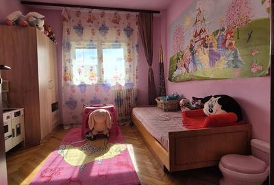 Apartament cu 3 camere decomandat în Central - 6