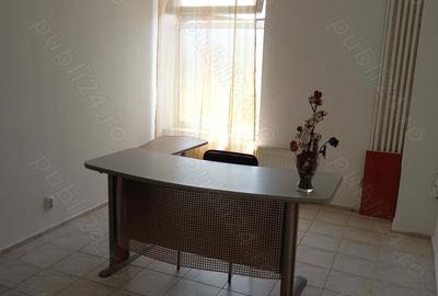 Spațiu comercial, de 20 mp, în Central - 1