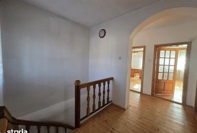 Casă cu 4 camere cu Teren 335 Mp în Funcționarilor - 13