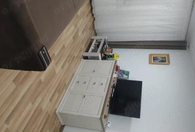 Garsonieră decomandată, mobilată în Sânpetru - 9