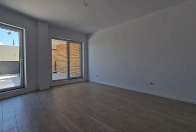 Apartament 4 camere Penthouse - zona Pallady - 2