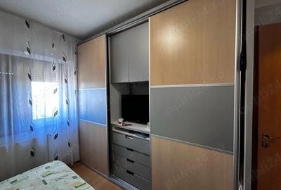 Apartament cu 3 camere decomandat în Central - 2