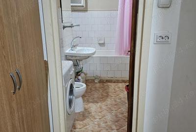 Apartament cu 3 camere semidecomandat în Gorjului - 10