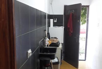 Garsonieră decomandată în Exterior Vest - 4